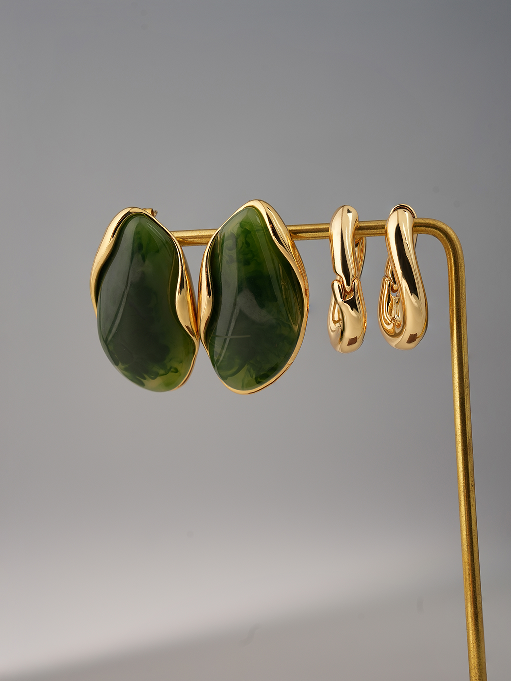 Emerald Oval Earrings