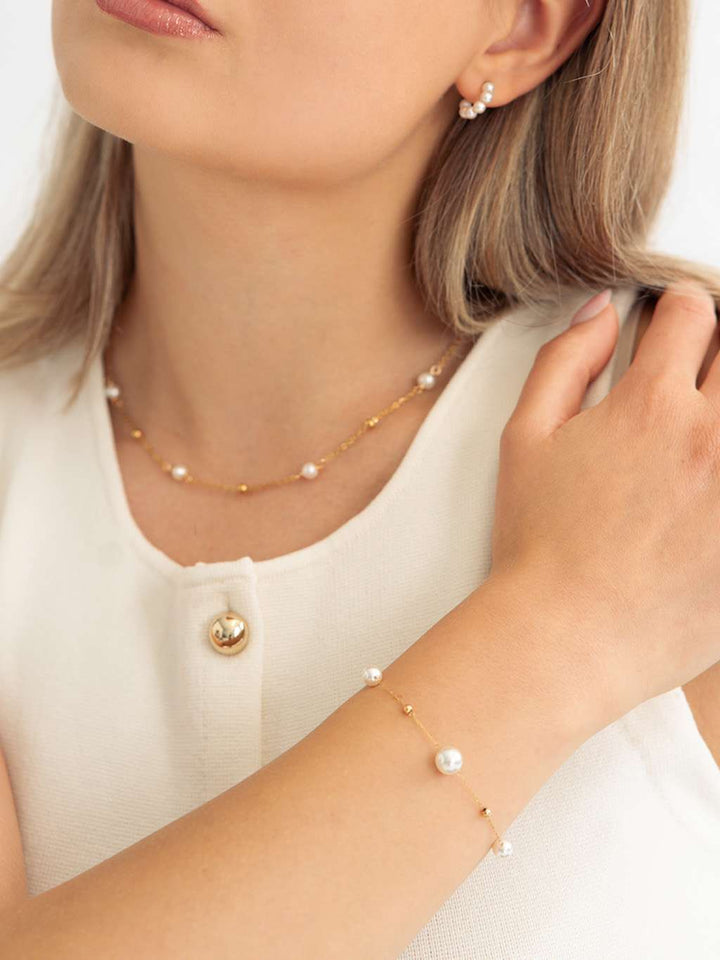 Ball and Pearl Kette Gold