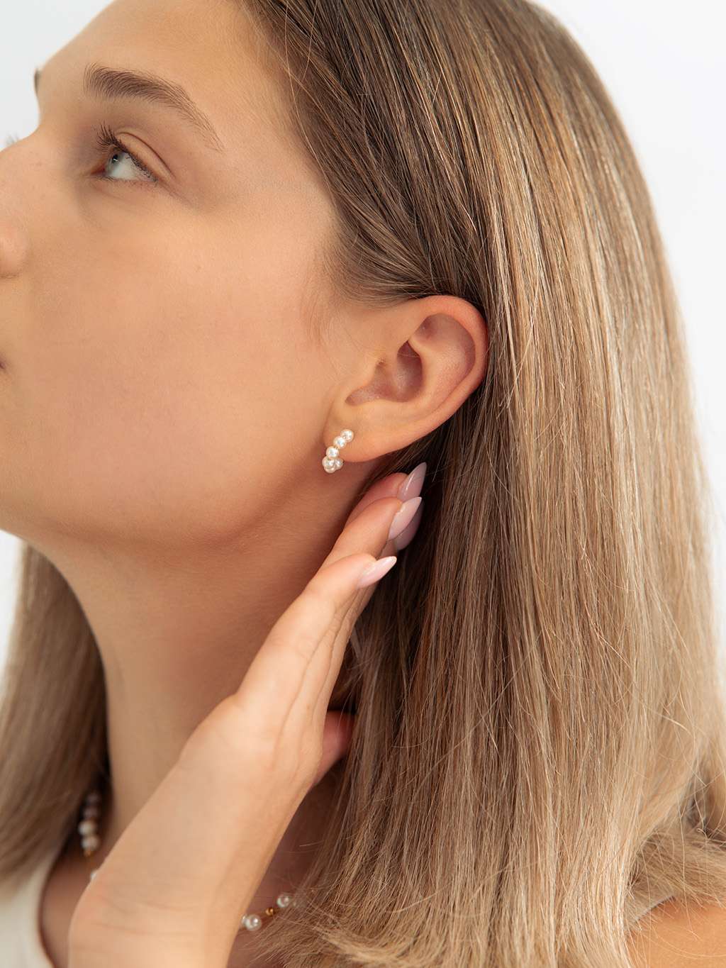 C Mini Pearl Ohrstecker Gold