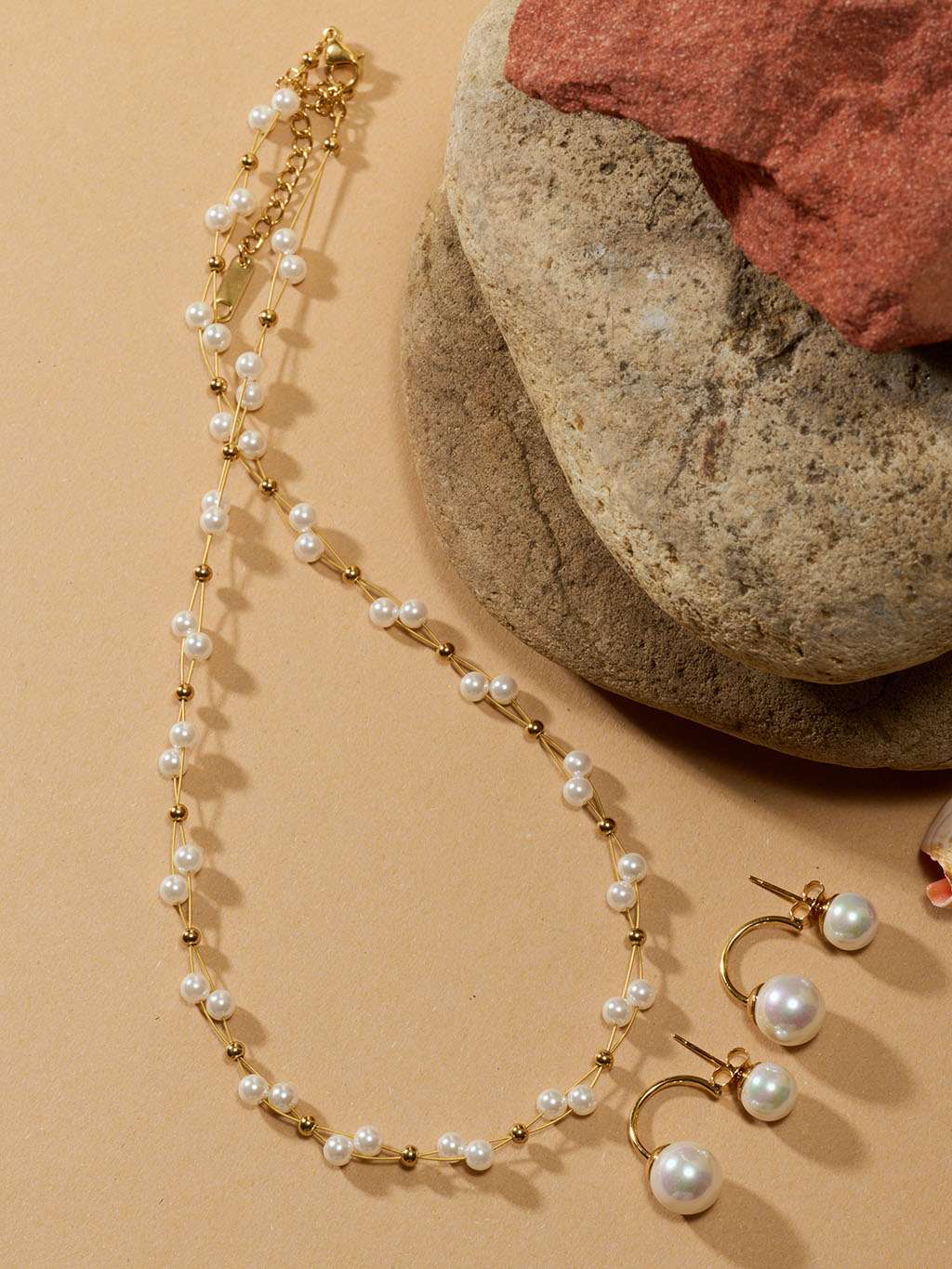 Cross Pearls Kette Gold