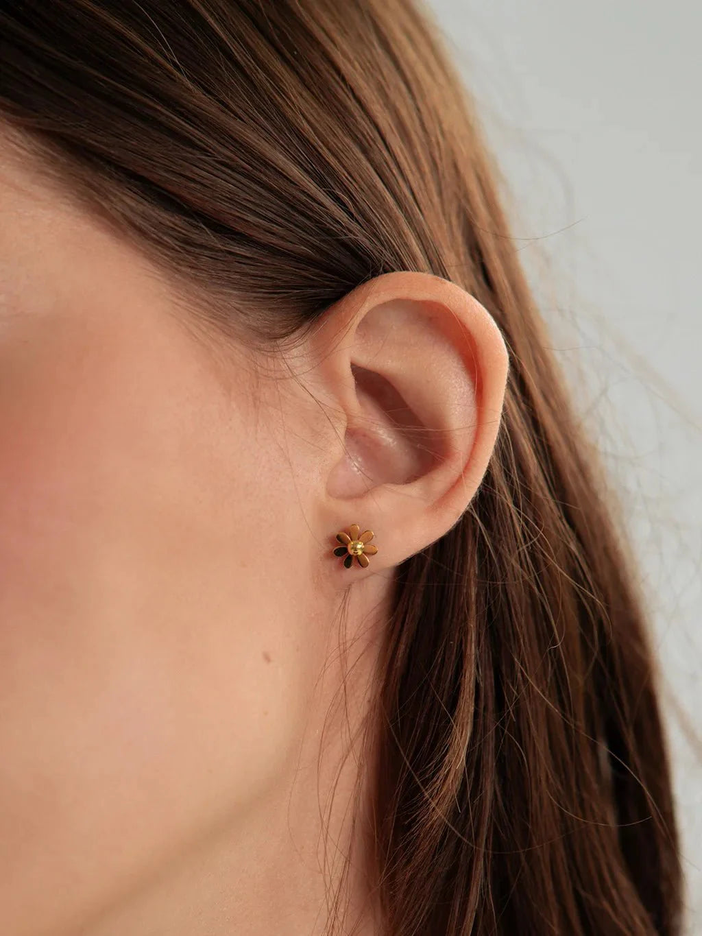 Daisy Ohrstecker Gold