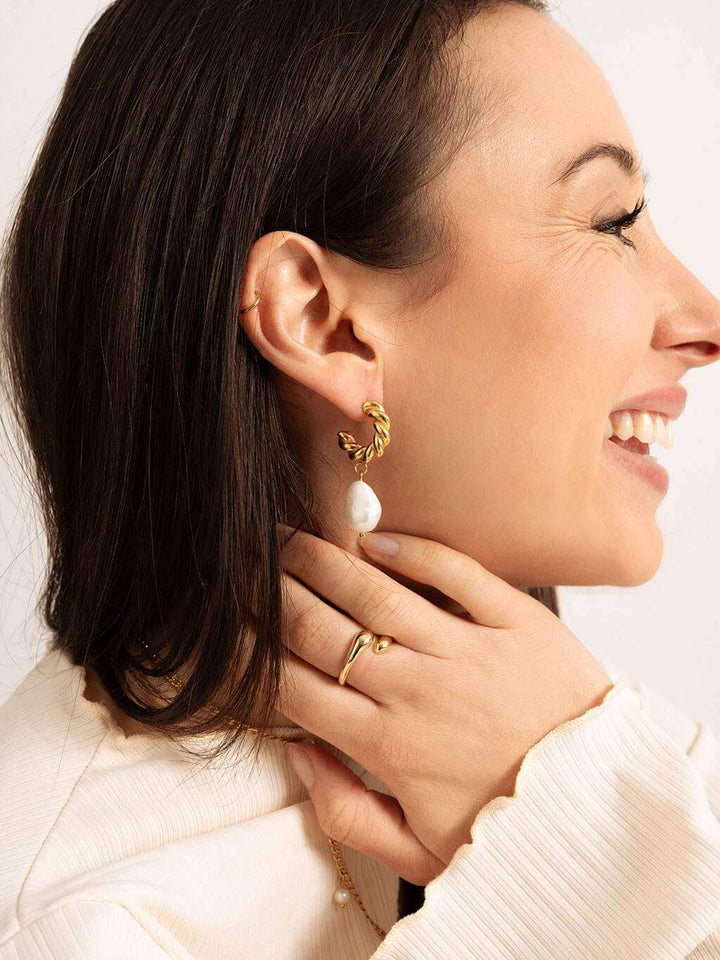 Double Twist Ring Gold