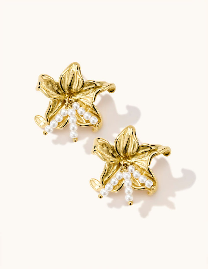 Flower and Pearl Ohrstecker Gold