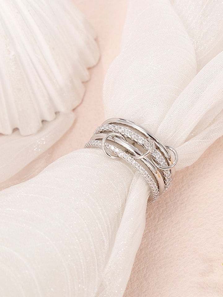 Interlocked Mixed-Metal Shine Ring Silber