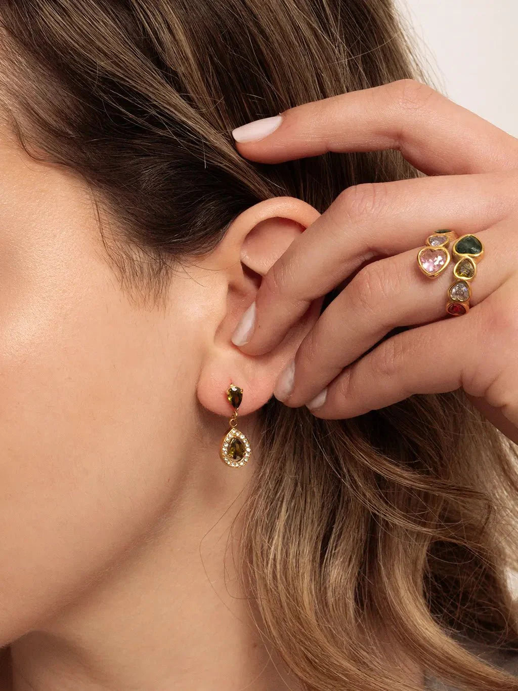 Olive Romantische Teardrop Ohrringe Gold