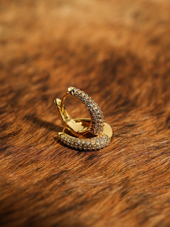 Oval Creolen Gold mit Zirkonia Steinen