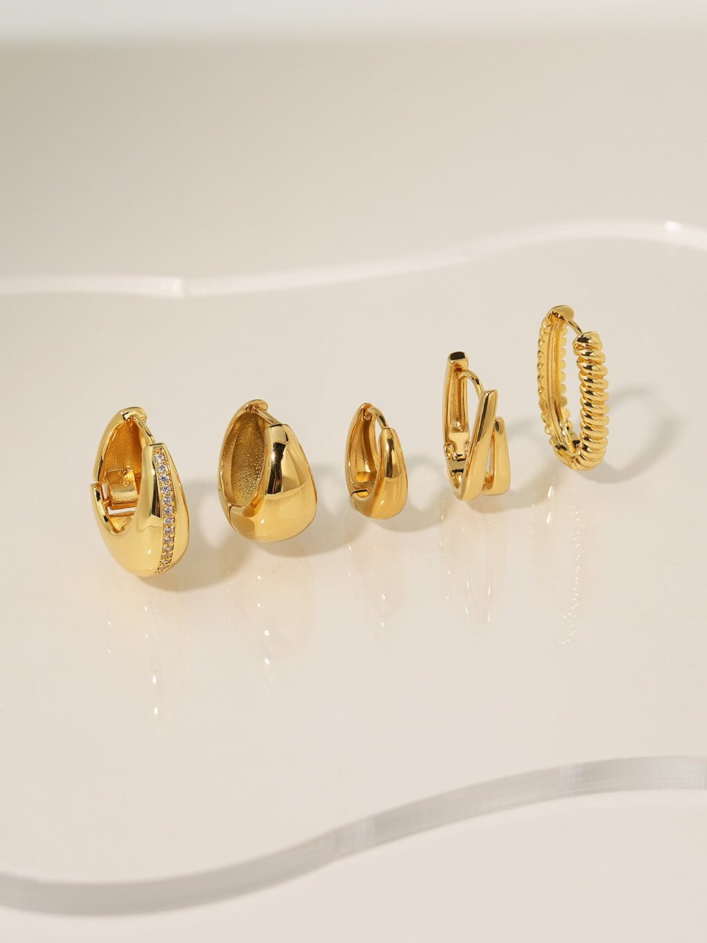 Ovale Hoops Ohrringe Gold Silber