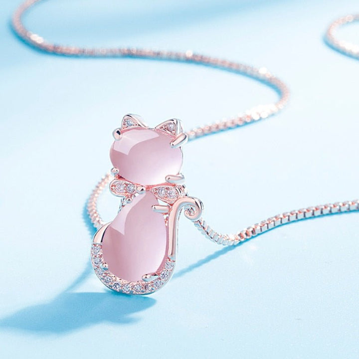 Adorable Pink Stone Cat Necklace with Zircon