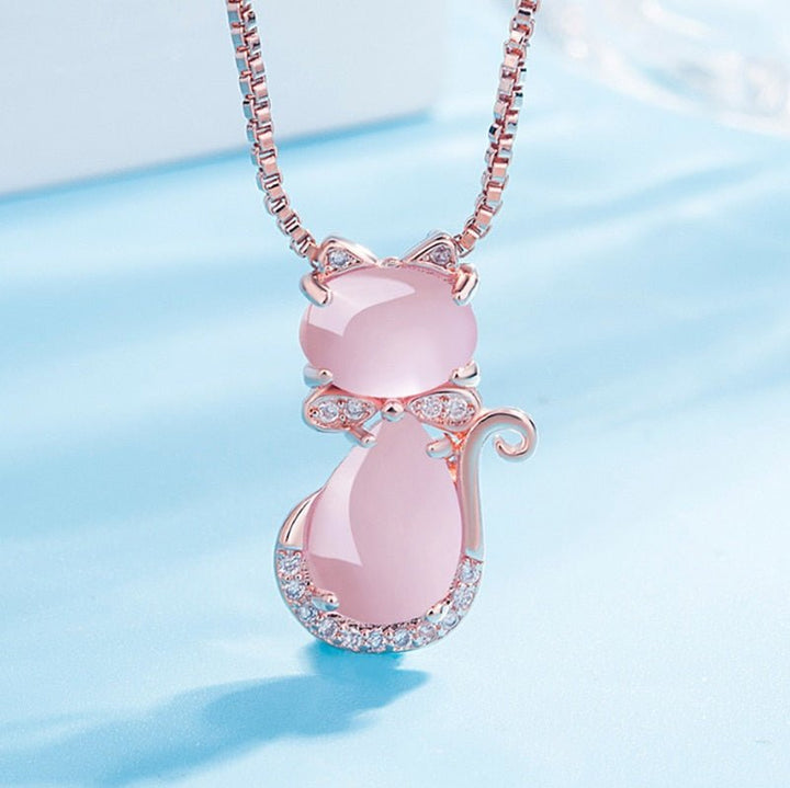 Adorable Pink Stone Cat Necklace with Zircon