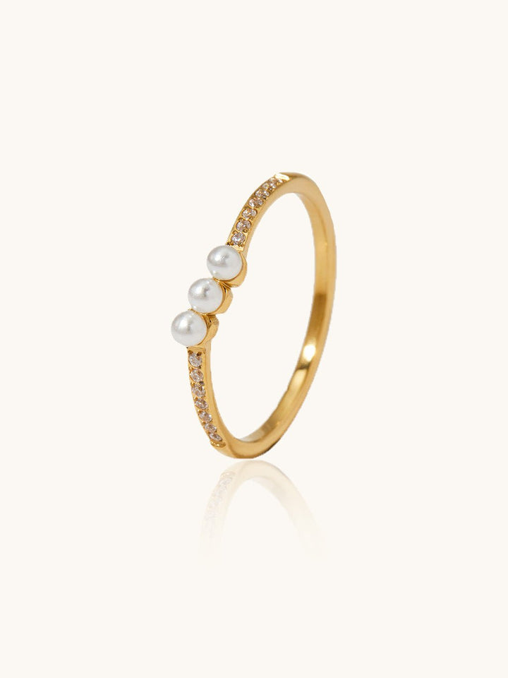 Silent Elegance Pearl Ring Gold