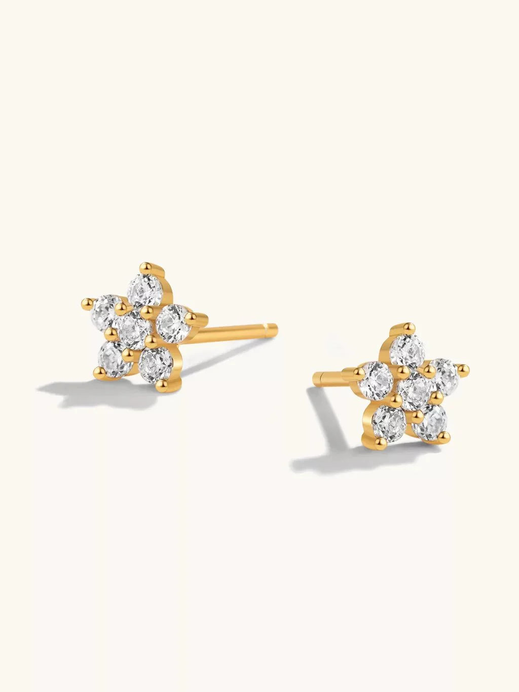 Star Ohrstecker Gold