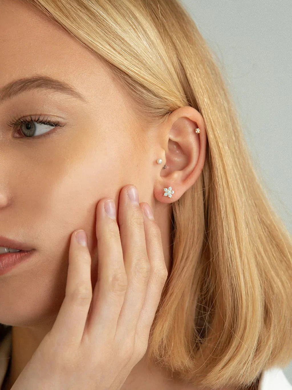 Star Ohrstecker Gold