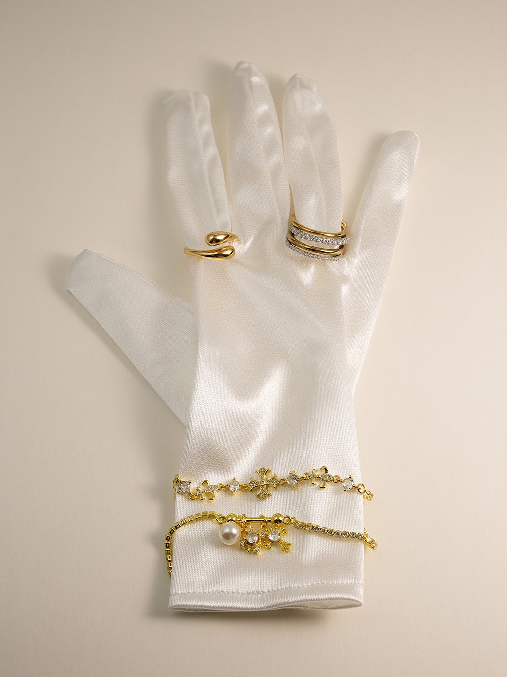 Vintage Cross Armband Gold